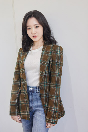'펜트하우스' 진지희 "시즌 2, 로나 석훈 이을 로맨스 기대" ①