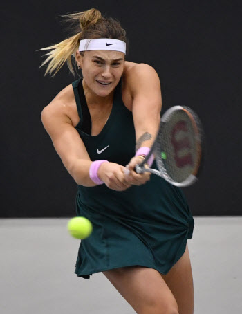 사발렌카, WTA 투어 2021시즌 개막전 결승 진출…쿠데르메토바와 격돌