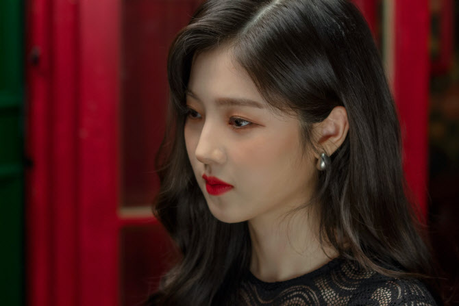 정효빈, '런 온' OST 가창…쏠 작사·작곡