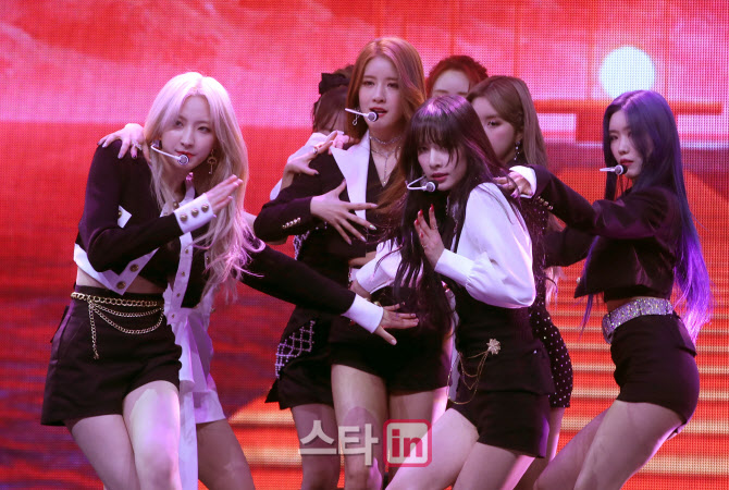 [포토]우주소녀, '넘치는 섹시미'