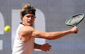 츠베레프, ATP 투어 BMW오픈 4강 진출 실패