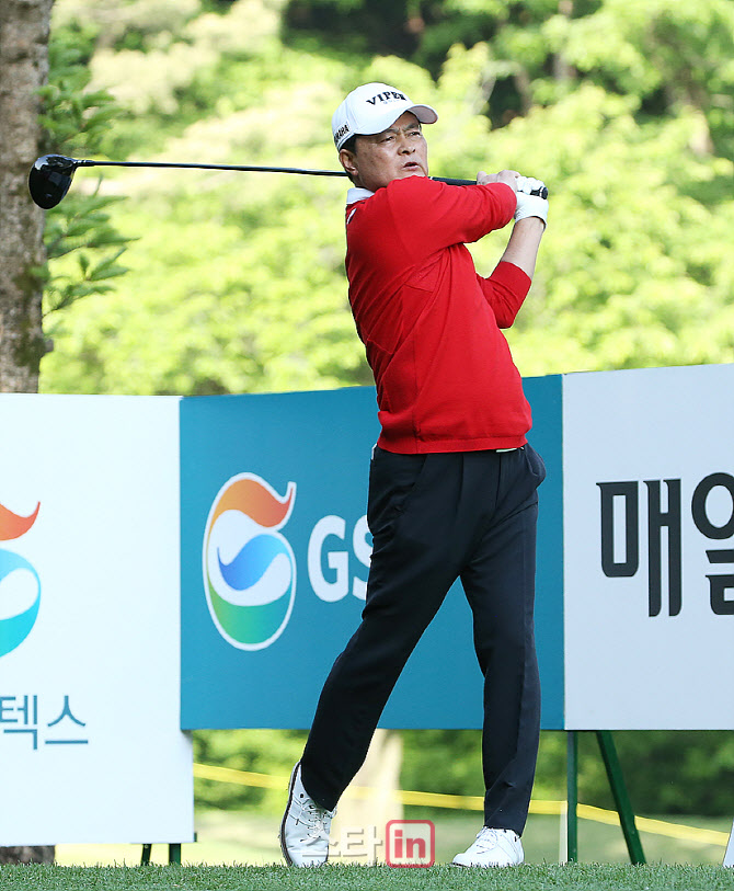 [포토] 최광수 '여전히 파워 넘치게'