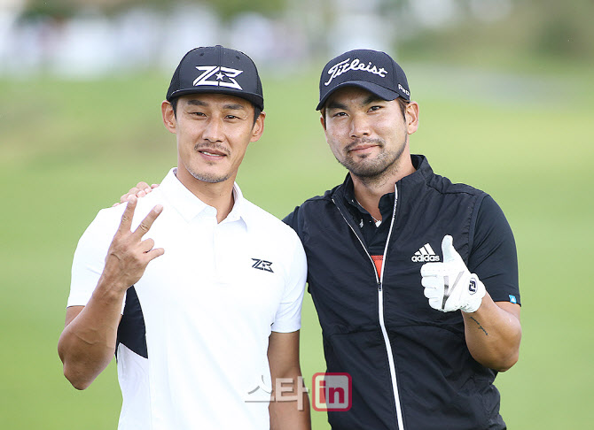 [포토]이준석,김형범 '콤비로 우승할게요'