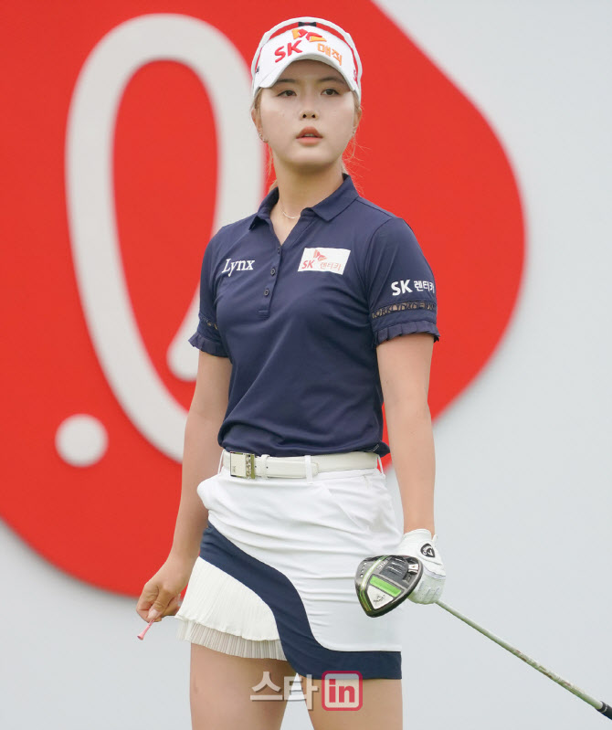 [포토]최혜림 '타구 방향을 살핀다'