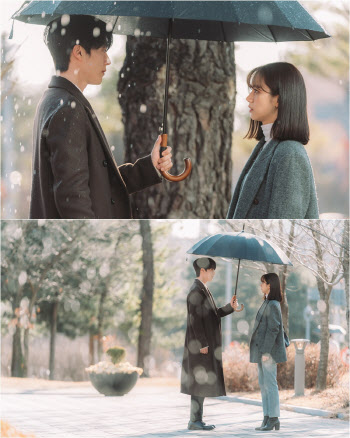 '간동거' 장기용♡이혜리 빗속 극적 재회…기억, 로맨스 되찾나