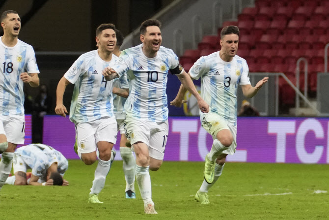 아르헨, 콜롬비아에 승부차기 신승...브라질과 코파 결승 대결