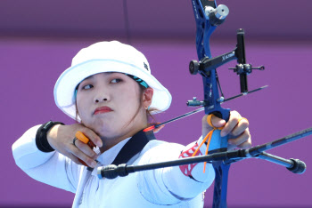 장민희, 개인전 32강서 나카무라에게 패배