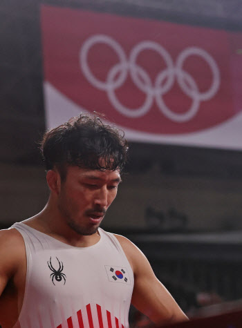 류한수 16강서 패배…韓 레슬링 45년 만에 노메달 위기