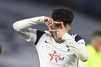 유럽 프로축구 개봉박두...한국인 빅리거, 높이 날아오를까