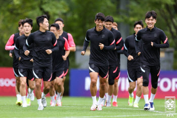 '중동 침대축구 극복하라' 벤투호, WC 최종예선 본격 출격