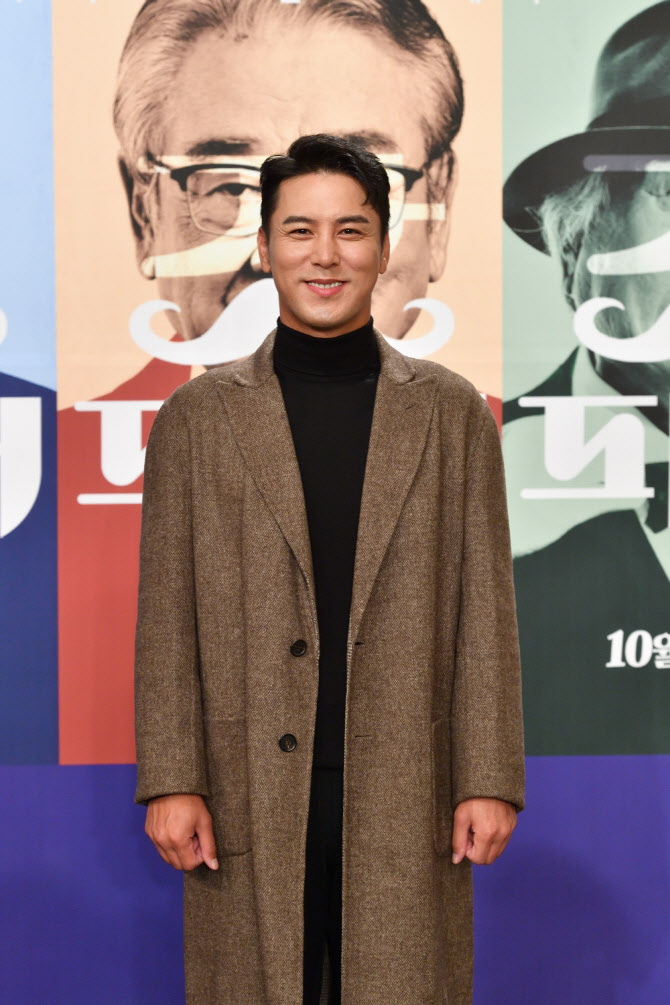 장민호 "첫 관찰예능 '갓파더', 중요한 시기에 출연"