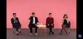 '지미 팰런 쇼' 빛낸 '오징어 게임' 4人…#거대인형 #즉흥연기 #인기비결 
