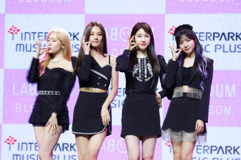 "후회하기 싫어" 4인조 변신 라붐의 정주행 도전 