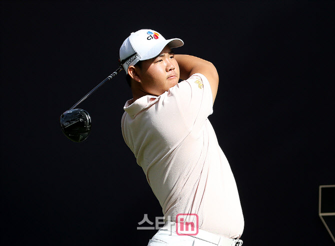 5타 줄인 김주형, 블루캐년 푸켓 챔피언십 2R 공동 5위