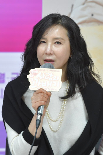 '사랑의 꽈배기' 심혜진 "선배 황신혜, 말 없고 터프해"