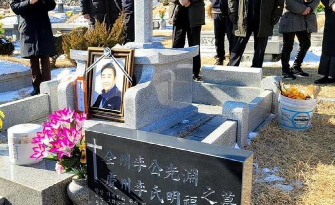 이홍렬 "故 허참 잘 모셔…아픔 없는 곳에서 평안하길" 추모