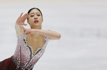 '포스트 김연아' 꿈꾸는 유영, 드디어 베이징 입성