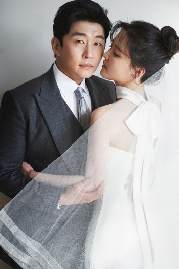 '트레이서' 연제욱, 비연예인과 4월 3일 결혼