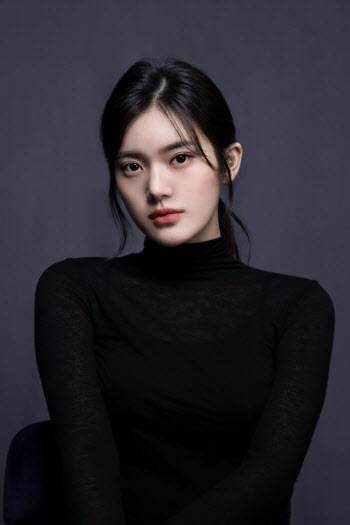 '멀티테이너' 민서, 1년 3개월 만에 신곡 발표