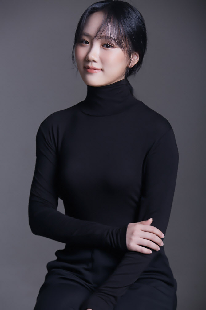 '소년심판' 파란머리 소녀 김보영, 아센디오 품에[공식]