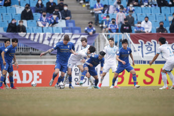 상승세 탄 포항 vs 승리 간절한 수원...수원FC, 서울전 첫 승 도전