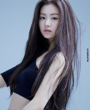 하이브, 김가람 계약해지… 르세라핌 5인조 재편 