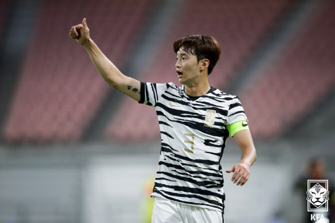 'K리거 주축' 벤투호, 중국에 한 수 지도...동아시안컵 3-0 완승