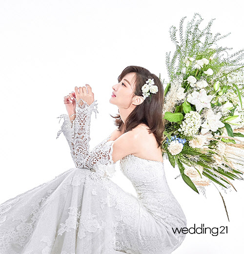 배우 겸 교수 이인혜, 8월 결혼