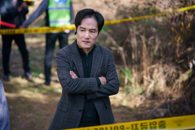 '모범형사2' 이중옥, 분위기+눈빛+표정이 다 한 '형사 카리스마'