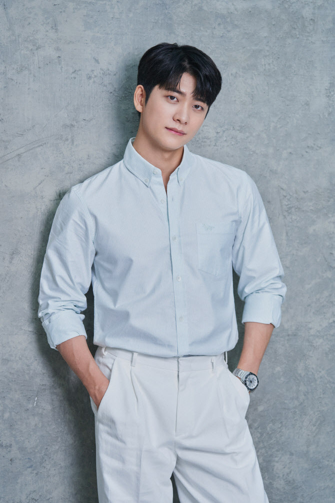 '우영우' 강태오 “한바다즈와 시트콤 찍고 싶어요"[인터뷰]②