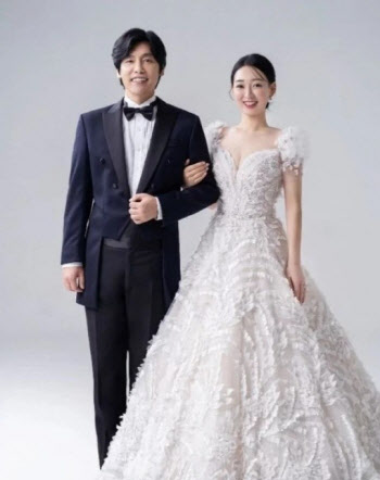 최성국, 24세 연하 신부와 11월 5일 결혼 [공식]