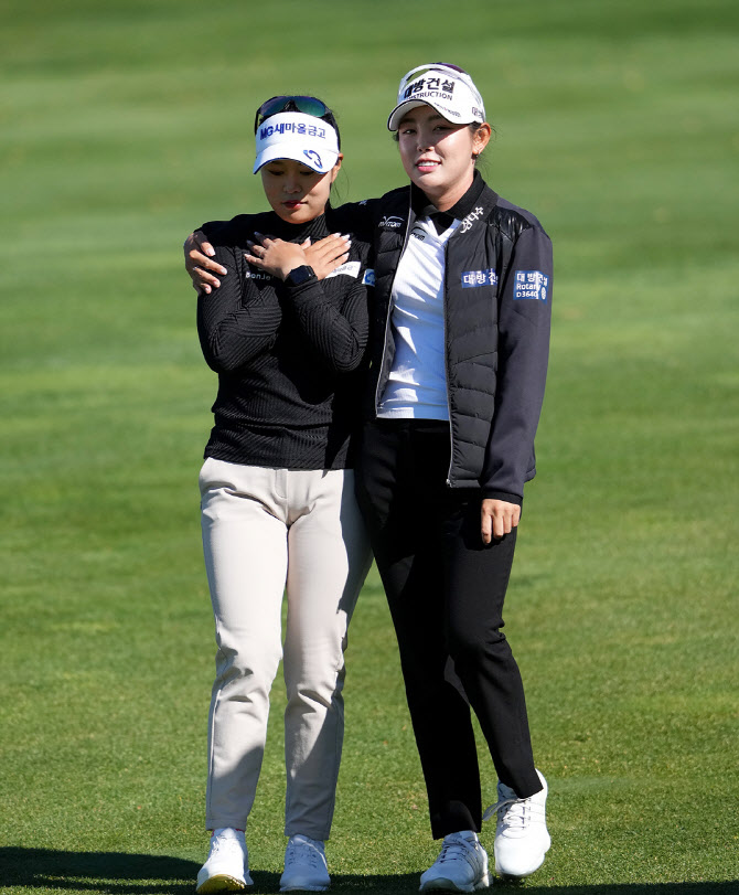 [포토]현세린,김리안 '조신한 여자와 터프가이에요 '