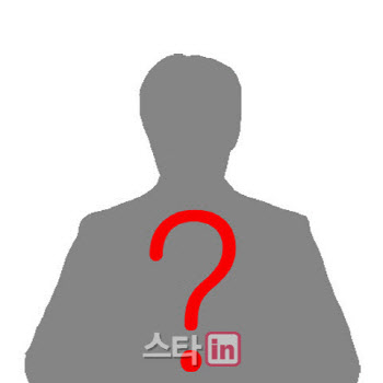 톱스타 A씨, 유흥업소 여성 동반 日 원정 골프 의혹