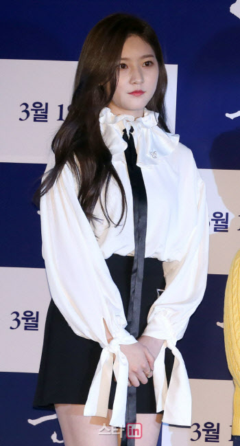 골드메달리스트 측 "김새론과 전속계약 만료, 재계약 안하기로" 