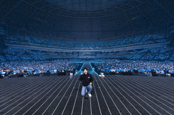 임영웅, 내년 2월 LA 콘서트→3월 공연실황 전세계 개봉
