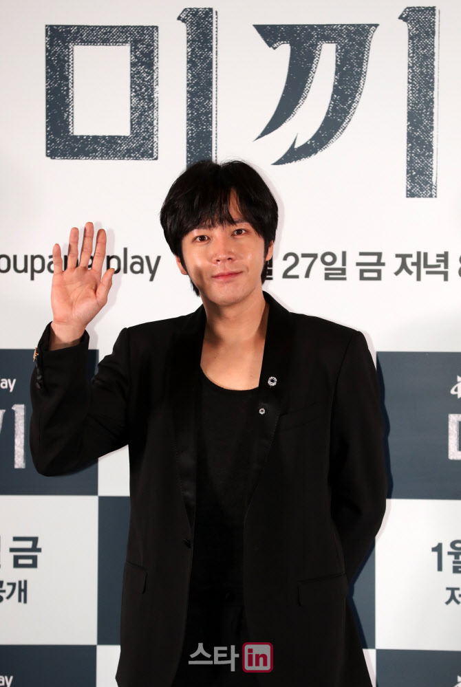 [포토]장근석, 쿠팡플레이 시리즈 '미끼'에서 만나요!