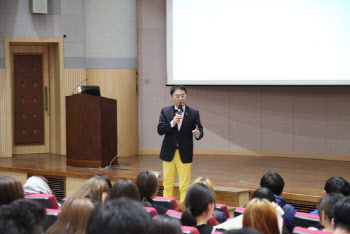 개그맨 권영찬, ‘한부모가정 사랑회’ 홍보대사 발탁