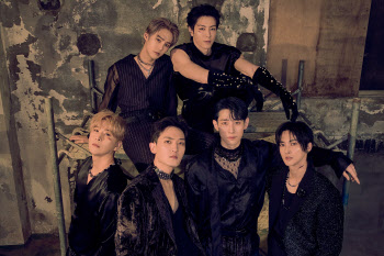 '컴백' VAV "군대에서 음방 보며 간절함 생겨"