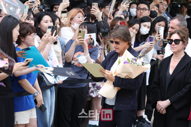 [포토]톰 크루즈, 미션 임파서블7 홍보를 위해 내한