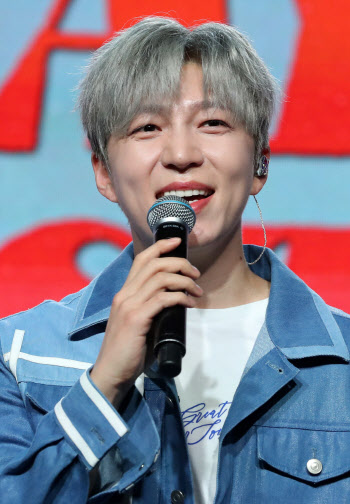유키스 수현 "5년 6개월 만에 팀 활동, 뭉클해"
