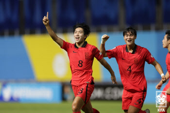 '백인우 프리킥 결승골' 한국, 일본과 U-17 아시안컵 결승 대결