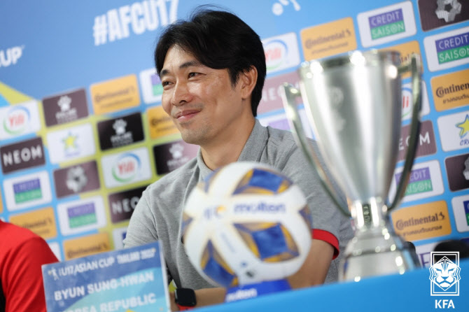 ‘오심에 얼룩졌지만’ 변성환 감독, “우리 축구 틀리지 않았다는 걸 증명해 행복”