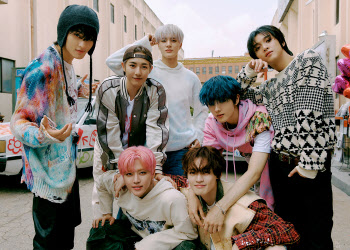 NCT 드림 3집 선주문량 410만장 돌파…자체 기록 경신