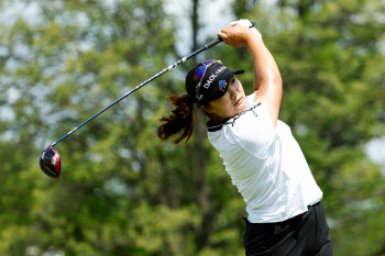 유해란·홍예은, LPGA투어 팀 경기 첫날 공동 11위…선두와 4타 차