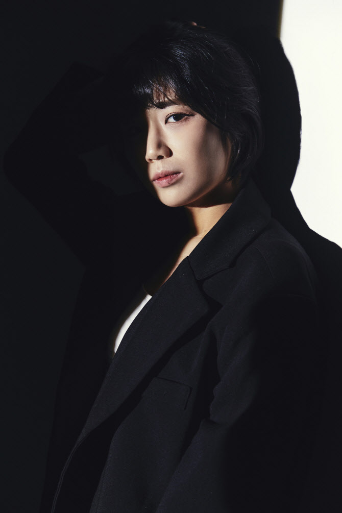 안예은이 들려줄 살벌 통쾌 신곡 '홍련'