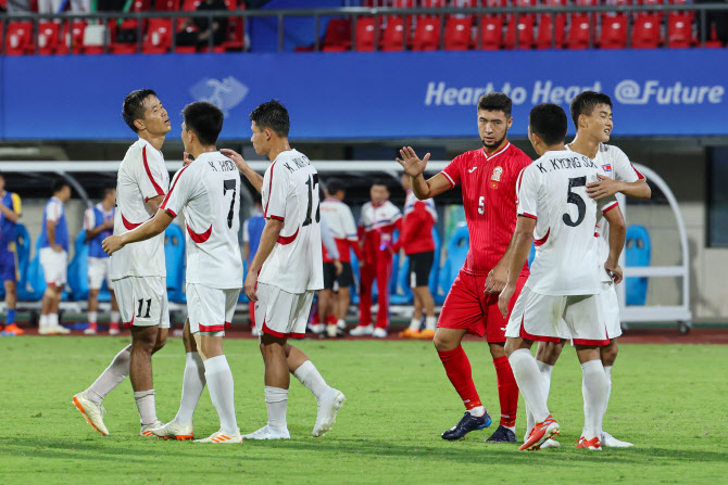 북한 남자축구, 키르기스스탄 1-0 제압해 2연승…16강 진출 유력[아시안게임]