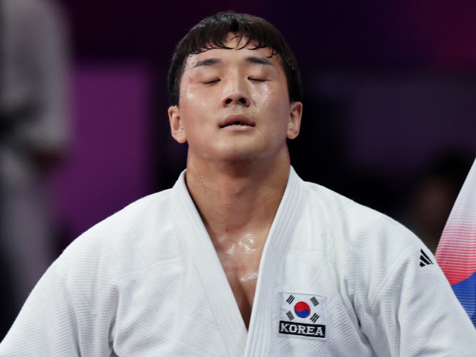 유도 남자 81kg급 이준환, 은메달 획득...여자 김지정·박은송 銅[아시안게임]