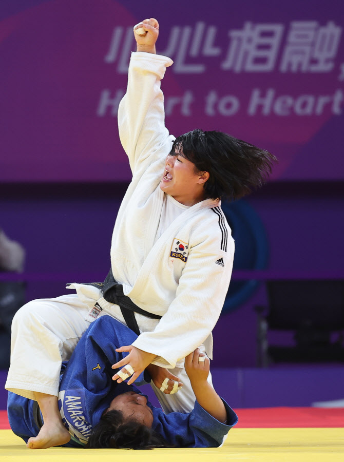 ‘한국 유도 구세주’ 여자 유도 김하윤, 78kg 이상급서 첫 금메달 [아시안게임]