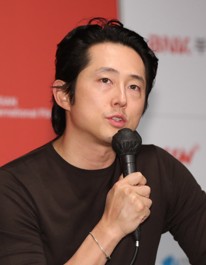 스티븐 연 "K콘텐츠 부흥, 코리안 디아스포라로서 위안돼"[BIFF]