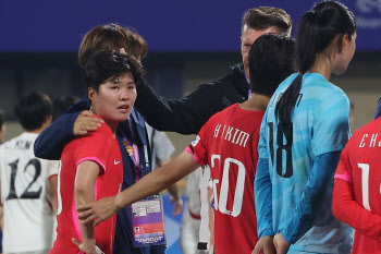 ‘황금세대’ 한국 여자 축구, 월드컵·AG 이어 올림픽도 고배... 냉정하게 돌아볼 때